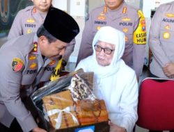 Bentuk Sinergitas, Kapolda Jatim Silaturrahim ke Kyai-kyai Sepuh di Kediri