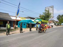 Sejumlah TNI dan Polri Terus Berjaga di Pos Pam Lebaran 2023 Kabupaten Blora