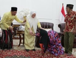 Bupati Bojonegoro Sambut Hangat Para Penyandang Disabilitas Saat Open House Lebaran