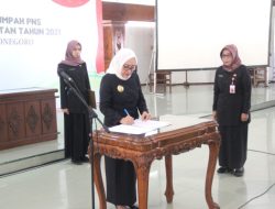 Serahkan 348 SK PNS, Bupati Bojonegoro : Bangun Integritas dan Loyalitas Terhadap Negara