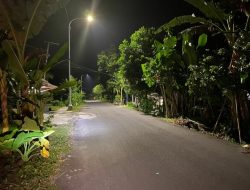 Terpasangnya PJU dan PJL di Beberapa Jalan Poros Desa Membuat Warga Nyaman Saat Melintas di Malam Hari