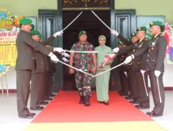 Tradisi Pedang Pora Tandai Lepas Sambut Dandim 0721/Blora