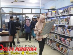 Puluhan Mahasiswa UIN Jember Cari “Ladang Emas” Referensi di Perpustakaan Stikosa -AWS