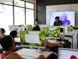 Siswa MI Darul Hikam Sidoarjo Manfaatkan Gratis Belajar Komputer Digital BPSDMP Surabaya