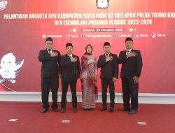 Ketua KPU RI Melantik dan Menetapkan Lima Komisioner KPU Blora Periode 2023-2028