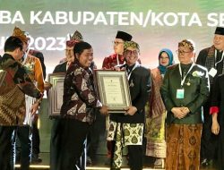 Wujudkan Masyarakat Sehat, Bojonegoro Raih Penghargaan Kabupaten Swasti Saba Wiwerda 2023