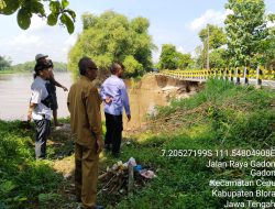 DPUPR Blora Bersama BBWS Bengawan Solo Atasi Longsoran Sungai di Desa Panolan, Gadon dan Kelurahan Ngelo
