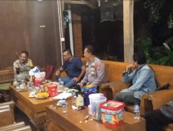 Plh Kapolsek Purwosari Sambangi Tokoh Masyarakat Sampaikan Pesan Kamtibmas