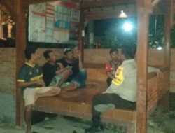 Polsek Purwosari Aktifkan Penjagaan di Pos Kamling Dengan Melakukan Rutin Sambang