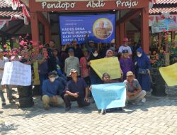 Ratusan Warga Desa Biting Gerudug Kecamatan Sambong, Tuntut Kades Mundur