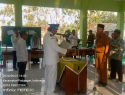 Tingkatkan Kinerja Pemdes Donan, H. Darmaji Lantik Ahammul Arifin Sebagai Kasi Pelayanan