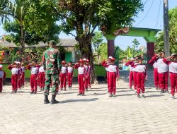 Babinsa Kodim Bojonegoro Bekali Ratusan Pelajar Dengan Wasbang dan PBB