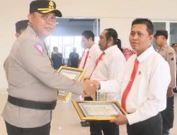 Sebanyak 11 Anggota Polres Blora Berprestasi Terima Penghargaan dari Kapolres