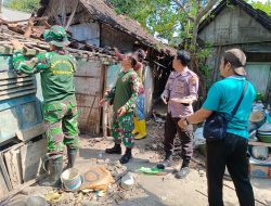 Polsek Baureno, Koramil dan Warga Gotong Royong Bedah Rumah Warga Sebatangkara