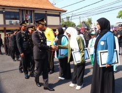 Kapolres Bojonegoro Beri Penghargaan kepada Siswi Juara Pencak Silat Kapolri Cup dan Putra-Putri Anggota Polri Berprestasi