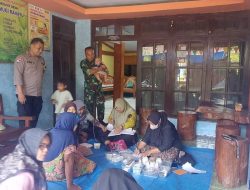 Wujudkan Balita Sehat, Babinsa Koramil 05/Cepu Dampingi Pelaksanaan Posyandu