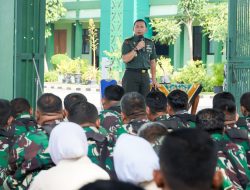 Jam Komandan, Dandim Bojonegoro kembali Tegaskan Pentingnya Profesionalitas dan Netralitas TNI