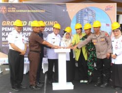 Pj Bupati Bojonegoro Resmikan Peletakan Batu Pertama Pembangunan Gedung Kantor PD BRP Bank Daerah