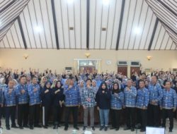 Hari Kedua Bimtek Kader Posyandu Bojonegoro, Peserta Antusias Ikuti Materi Pelayanan 6 Bidang SPM