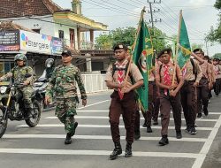 Peringati Hari Juang TNI-AD, Saka Wira Kartika Kodim Bojonegoro Jalan Kaki 20 kilometer
