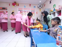 Dukung Program Pemerintah, Wakil Ketua PYKB Daerah Jatim Salurkan Makan Bergizi Gratis
