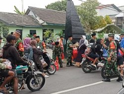 Serentak, Jajaran Babinsa Kodim Bojonegoro Berbagi Ribuan Paket Takjil di Tiga Lokasi