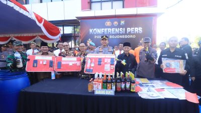 Polres Bojonegoro Gelar Konferensi Pers Operasi Pekat Semeru 2025, 131 Kasus Berhasil Diungkap