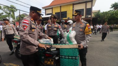 Polres Bojonegoro Salurkan 1.104 Paket Zakat Fitrah Jelang Idul Fitri