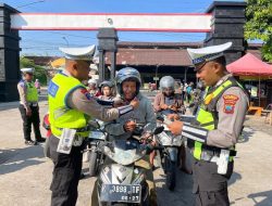 Operasi Patuh Candi 2025 di Blora, Puluhan Pengendara Terjaring Pelanggaran Lalu Lintas di Perempatan Blok T