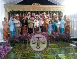 Bupati Arief Rohman Turut Jadi Saksi dalam Akad Nikah Risma dan Aziz
