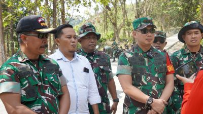 TMMD 125 Bojonegoro Tuntaskan Pengecoran Jalan Beton, Semangat Gotong Royong Membangun Desa