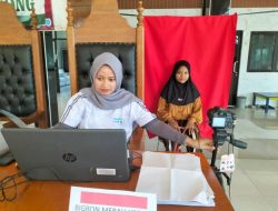Program Jemput Bola Dispendukcapil Bojonegoro Permudah Rekam KIA di Desa Lengkong