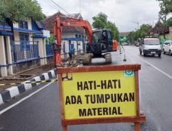 Trotoar Mulai Diperbaiki, Pemkab Bojonegoro Wujudkan Kota Ramah Pejalan Kaki