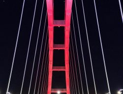 Pemkab Bojonegoro Pasang 30 Lampu LED di Kawasan Jembatan Sosrodilogo, Warga Makin Merasa Nyaman