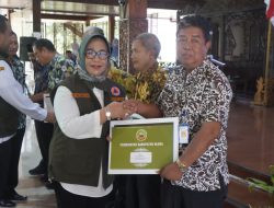 Sebanyak 70 PNS Blora Terima SK Pensiun dan Resmi Akhiri Masa Pengabdian