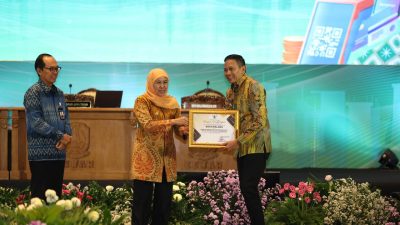 Walikota Malang Jadi Satu-Satunya Kepala Daerah Penerima 3 Penghargaan dari Gubernur Jatim di HLM Provinsi Jawa Timur