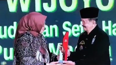 SH Terate Cabang Bojonegoro Bangga, Ketua Umum PSHT Pusat Madiun Raih CNN Awards 2025