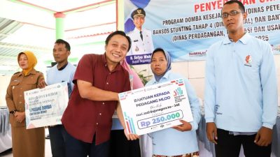 PT ADS Salurkan Bantuan Modal Dagang untuk 1.955 Pedagang Mlijo di Bojonegoro