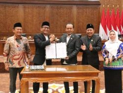 Raperda Dana Abadi Pendidikan Disahkan, DPRD–Pemkab Bojonegoro Sepakati RAPBD 2026