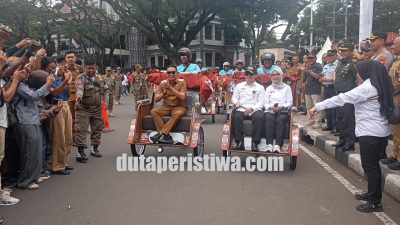 Wali Kota Malang Wahyu Hidayat Bagikan 200 Becak Bantuan dari Presiden Prabowo
