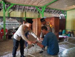 Momentum Ramadan, Kapolres Bojonegoro Berikan Bantuan Sosial bagi Warga Rentan
