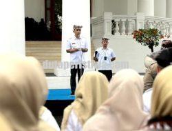 Pimpin Apel ASN Hari Pertama Kerja Pasca Libur Lebaran, Bupati Bojonegoro Tekankan Kebersamaan dalam Pelayanan Publik