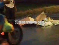 Senggol Pejalan Kaki Saat Menyeberang, Pengendara Motor Tewas Terlindas Dump Truck