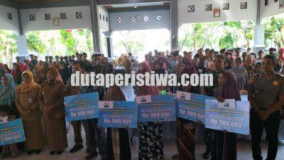 Wakil Bupati Bojonegoro Salurkan Bansos untuk Kemiskinan Ekstrem dan Stunting di Kecamatan Gayam