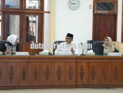 Bupati dan Wakil Bupati Bojonegoro Hadiri Acara Pelepasan dan Doa Bersama 102 ASN yang Akan Berangkat Haji 2026