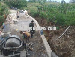 Pengerjaan Jembatan Aramco di Karanganyar Capai Tahap Pemasangan Besi Pembatas