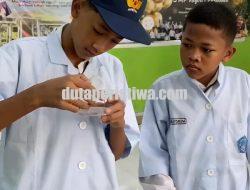Dua Siswa SMPN 1 Purwosari-Bojonegoro Kembangkan Pemanfaatan Limbah Bonggol Pisang Jadi Bahan Kesehatan Alternatif