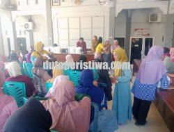 Pemdes Dander Salurkan Bantuan Pangan kepada 854 Penerima Manfaat