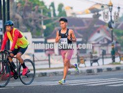 Bripda Ali Topan Raih Juara 3 Bhayangkara Run Blitar Series 2026, Satu-satunya Anggota Polri Naik Podium
