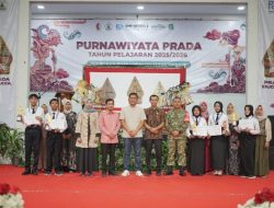 Hadiri Purnawiyata Siswa SMPN 2 Purwosari, Bupati Bojonegoro Tegaskan Pentingnya Pendidikan Tinggi untuk Masa Depan